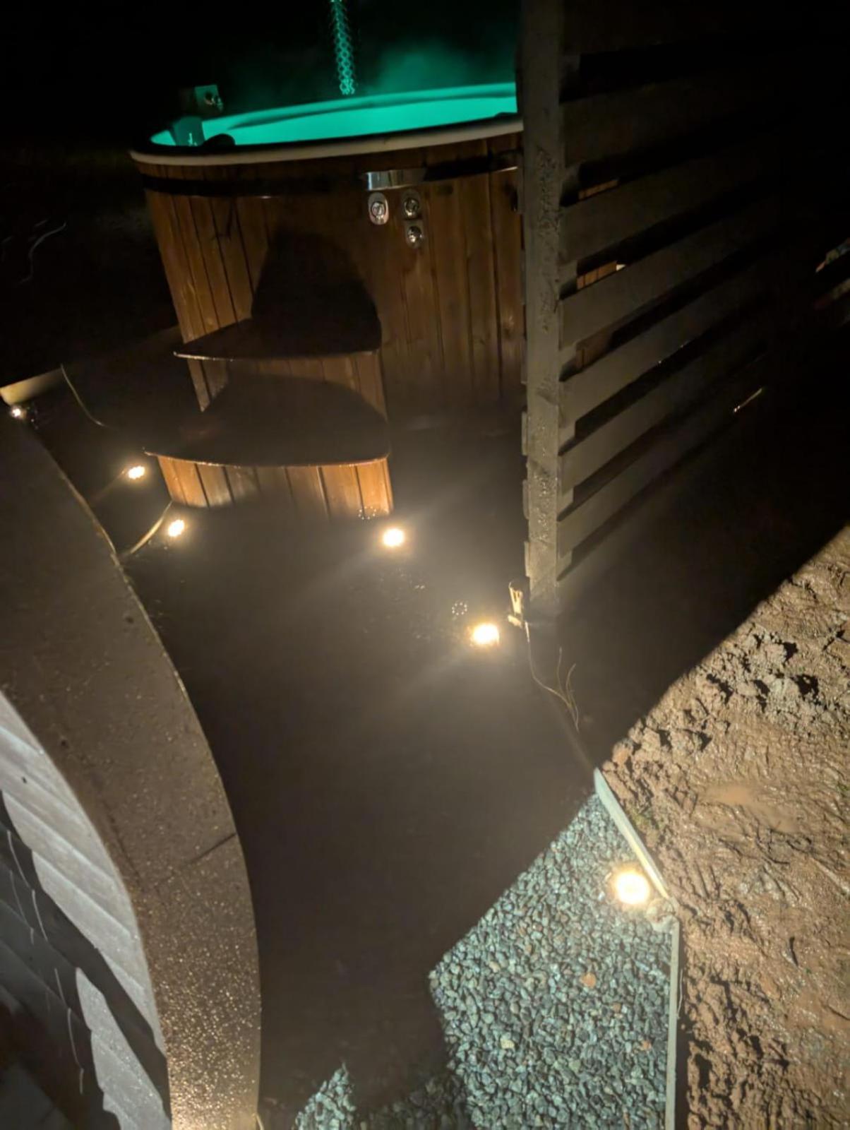 Caplor Glamping & Lodges هيريفورد المظهر الخارجي الصورة